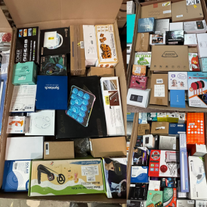 Full Truck of Amazon FBA Non-Electronic Mixed Customer Returns
